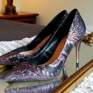 Aldo purple paisley pumps